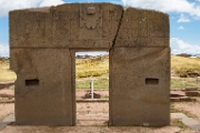 PerBol2014 321  Brama Słońca (Puerta del Sol) - monolit. Tiwanaku. Boliwia. : 2014, Boliwia, Tiwanaku